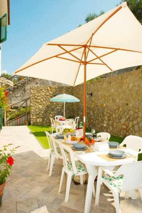 Villa Il Sogno Di Zia Ada Massa Lubrense Exterior foto